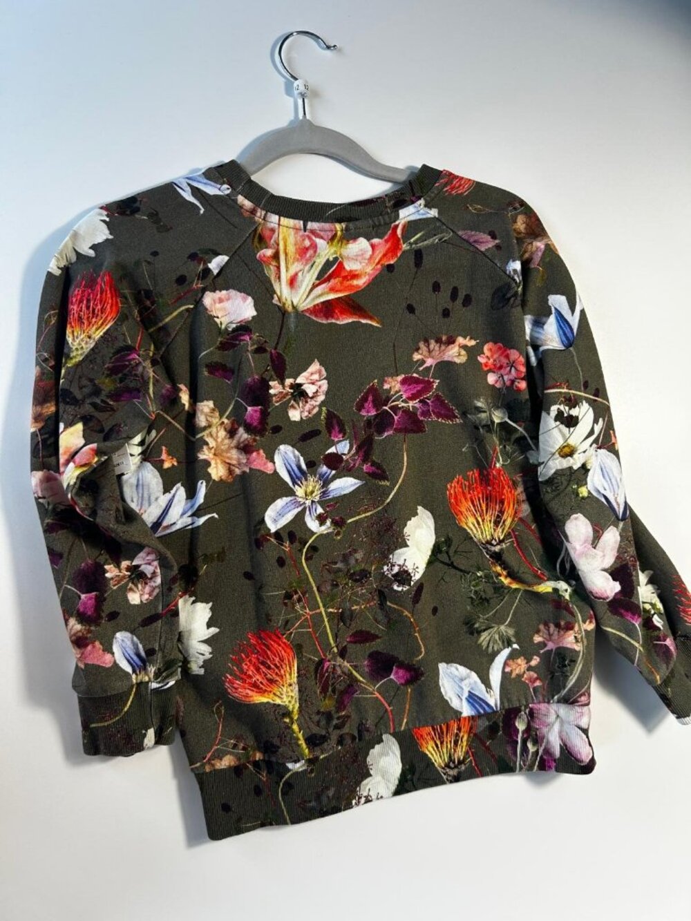 Molo Floral Print Sweatshirt – Olive Green Multicolour – Size 152 / Approx. 11–1 - Picture 3 of 4
